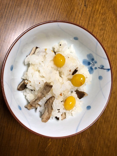 黒アワビ茸と銀杏の混ぜご飯-レシピのメイン写真