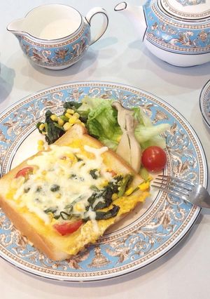 食パンで簡単ほうれん草キッシュ-レシピのメイン写真