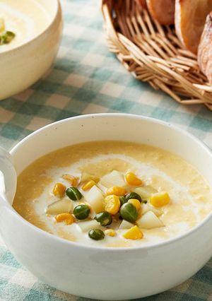 春野菜を添えたコーンポタージュ-レシピのメイン写真