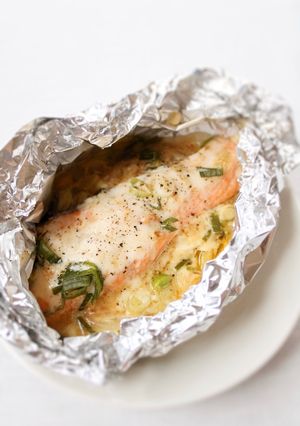 新玉で【鮭のホイル焼き（味噌マヨ）】-レシピのメイン写真
