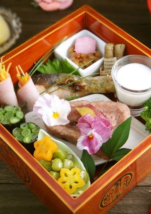 作り置きおかずでおもてなし　春のお重弁当-レシピのメイン写真