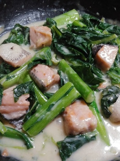 鮭と小松菜クリーム煮(簡単)-レシピのメイン写真