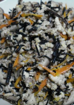 ひじき入り♪炒り豆腐-レシピのメイン写真