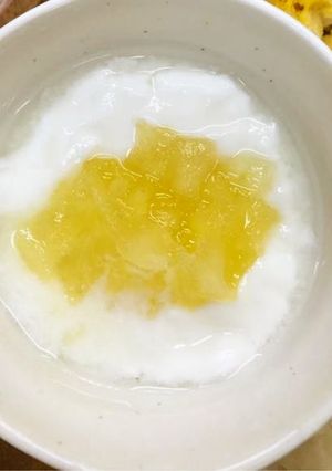 ヨーグルト りんごジャムのせ-レシピのメイン写真