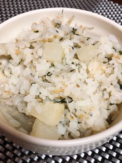 大根とジャコの簡単炊き込みご飯-レシピのメイン写真