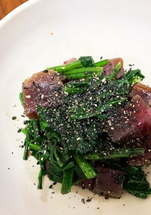 燻製マグロと青菜の黒胡麻和え-レシピのメイン写真