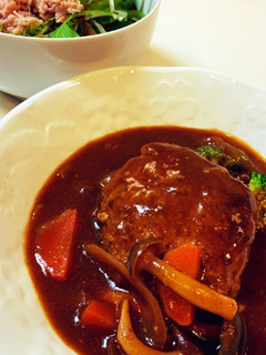 *煮込みハンバーグ*-レシピのメイン写真