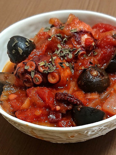 圧力鍋☆辛い!タコとオリーブのトマト煮-レシピのメイン写真