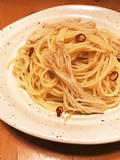 早くて簡単!えのきのペペロンチーノ-レシピのメイン写真