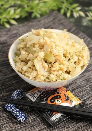 簡単！悪魔のおにぎり☆玉葱ご飯-レシピのメイン写真
