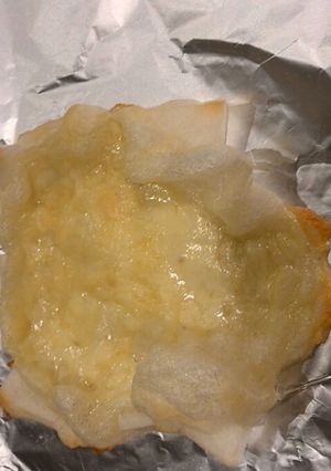 切り餅ととろけるチーズで、焼きもっチーズ-レシピのメイン写真