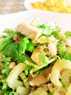 セロリがもりもり食べられるサラダ☆-レシピのメイン写真