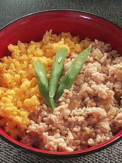 鶏そぼろ丼-レシピのメイン写真