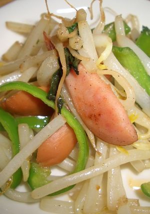 お弁当に！ウィンナーともやしの炒め物-レシピのメイン写真