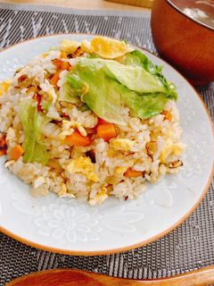 なおみんのおいしいレタスチャーハン-レシピのメイン写真
