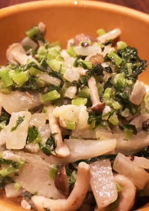 クリチー最強！大根と大根葉のクリチー炒め-レシピのメイン写真