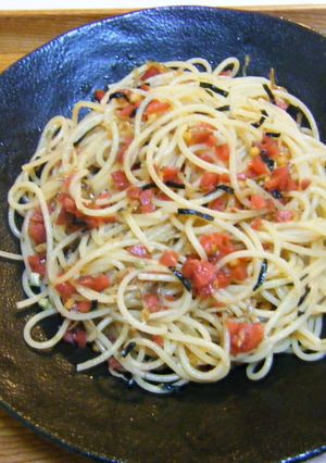 カリカリ梅とじゃこの和風パスタ-レシピのメイン写真