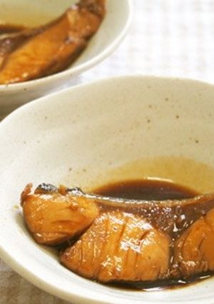 ぶりの煮つけ♪甘辛く煮てふっくら♪-レシピのメイン写真