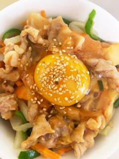 全てレンジすき家風キムチ生姜焼き丼-レシピのメイン写真