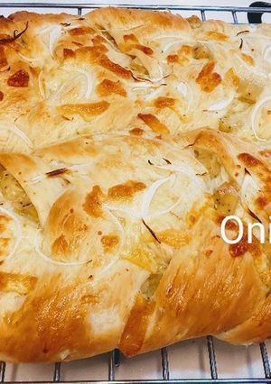 オニオンチーズパン-レシピのメイン写真