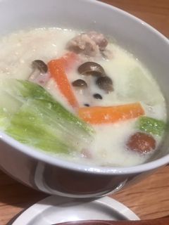 切って入れるだけ♫白だしで簡単豆乳鍋-レシピのメイン写真