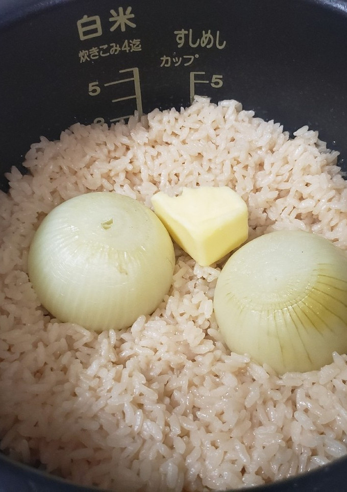 玉ねぎの炊き込みご飯-レシピのメイン写真