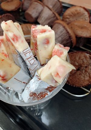 ホワイトいちごの生チョコ-レシピのメイン写真