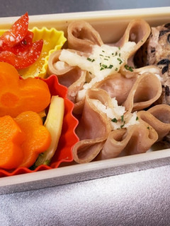 春のお弁当に♪さくら型ぽてとハムカップ*-レシピのメイン写真