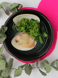 昆布だしで作るはまぐりと菜の花のお吸い物-レシピのメイン写真