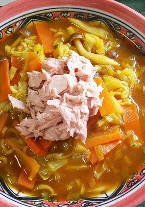 サッポロ一番醤油味でツナカレーラーメン-レシピのメイン写真