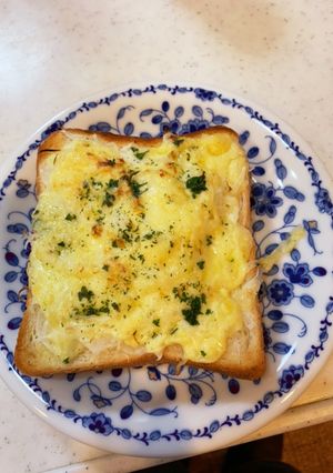 オニオンチーズトースト-レシピのメイン写真