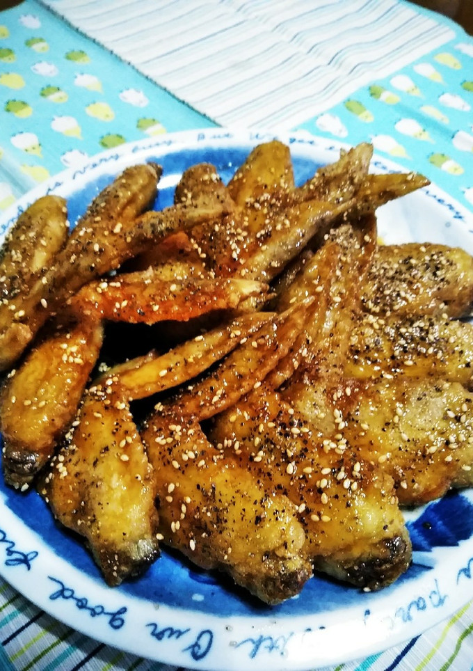 名古屋めしの定番☆手羽先の唐揚げ-レシピのメイン写真