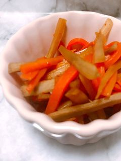 ちょっとピリ辛☆うまうまきんぴらごぼう-レシピのメイン写真