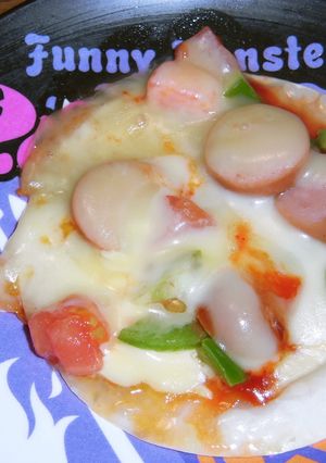 みんなでわいわい餃子の皮ピザ-レシピのメイン写真