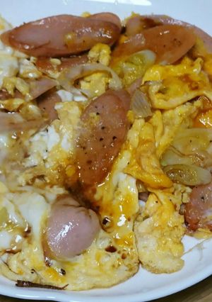 簡単に一品♡魚肉ソーセージと卵の炒め物❢-レシピのメイン写真