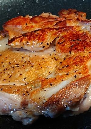 皮目パリパリ鶏もも肉のソテー-レシピのメイン写真