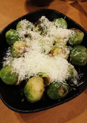 芽キャベツとチーズのソテー-レシピのメイン写真