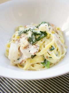 春待ち*春菊とベーコンのクリームパスタ-レシピのメイン写真