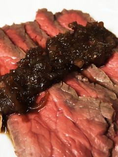 低脂肪モモ肉で美味しい簡単ローストビーフ-レシピのメイン写真