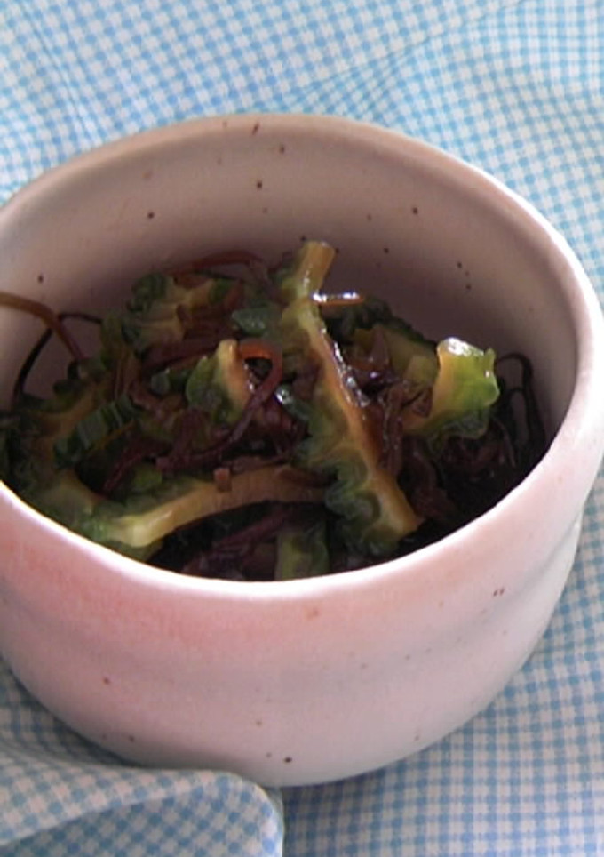 簡単♫♬ゴーヤと塩昆布のあえ物-レシピのメイン写真