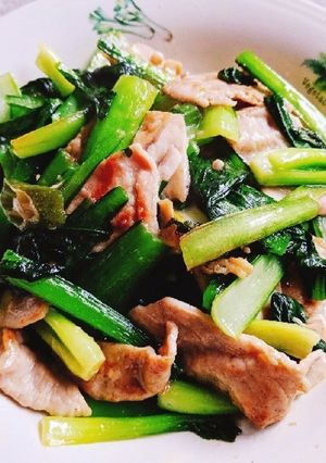 小松菜と豚肉のにんにく炒め-レシピのメイン写真