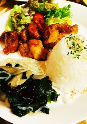 フライパンで鶏モモ肉甘酢揚げとゴボウ白滝-レシピのメイン写真