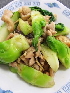 蕾菜(四川児菜)と鶏肉の炒めもの-レシピのメイン写真