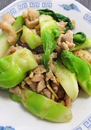 蕾菜（四川児菜）と鶏肉の炒めもの-レシピのメイン写真