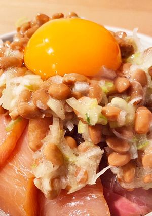 ブリ漬け納豆丼-レシピのメイン写真