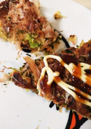 キャベツのパリパリサラダをお好み焼きに-レシピのメイン写真
