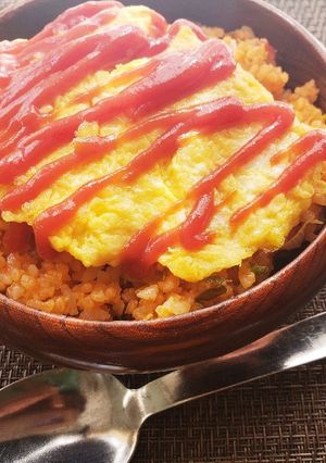 炒飯からリメイクふわふわのっけオムライス-レシピのメイン写真