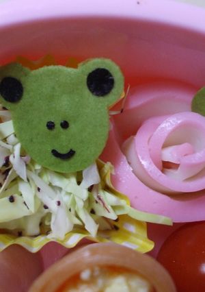 お弁当シートでカエルくん☆　キャラ弁-レシピのメイン写真