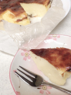 焦げたチーズケーキ~バスク風~-レシピのメイン写真