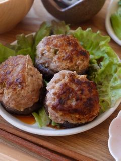 肉感しっかり♪肉厚しいたけの肉詰め-レシピのメイン写真